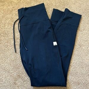 Vuori Daily Leggings • Ink